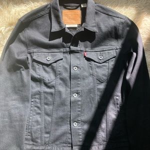 Levi’s Men’s Medium Trucker Jean Jacket